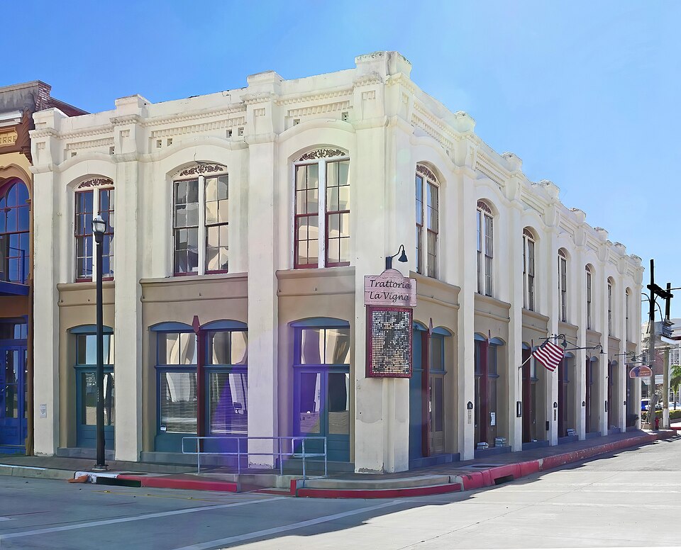 Photograph of Building at 1925-1927 Market Street