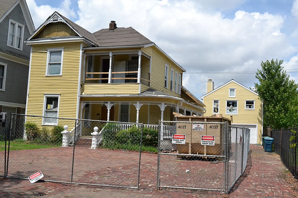 Photograph of House at 1111 Heights Boulevard