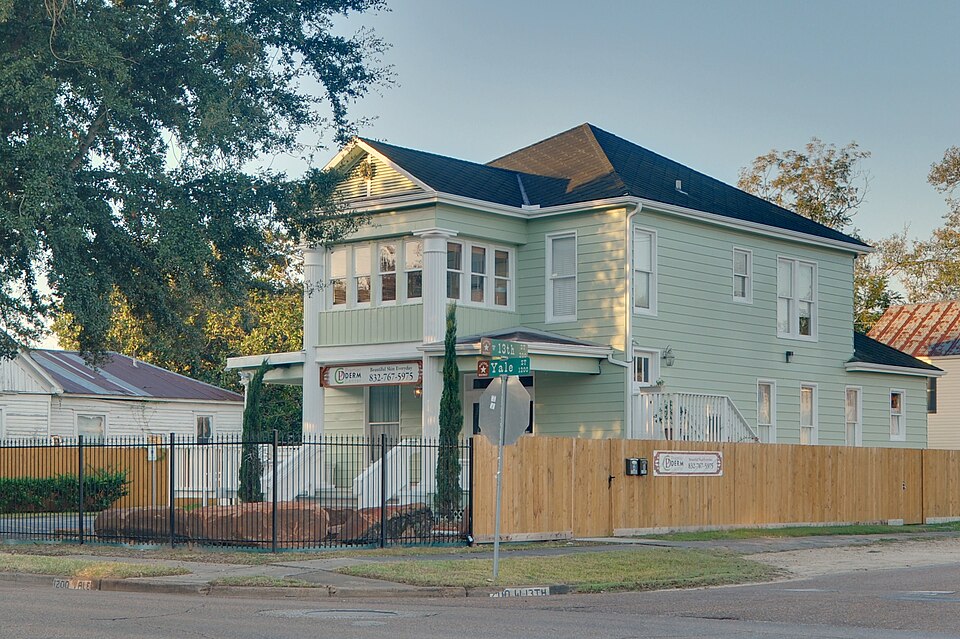 Photograph of Miller House
