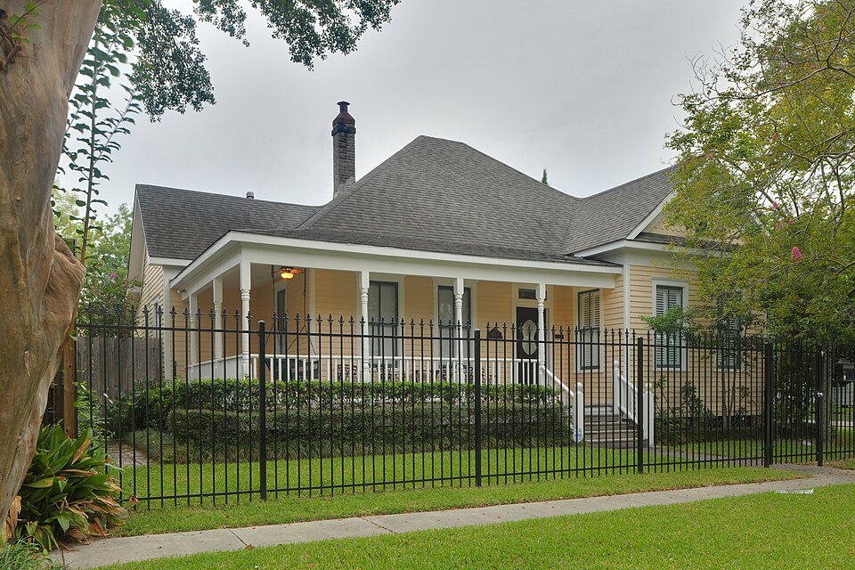 Photograph of Wisnoski House