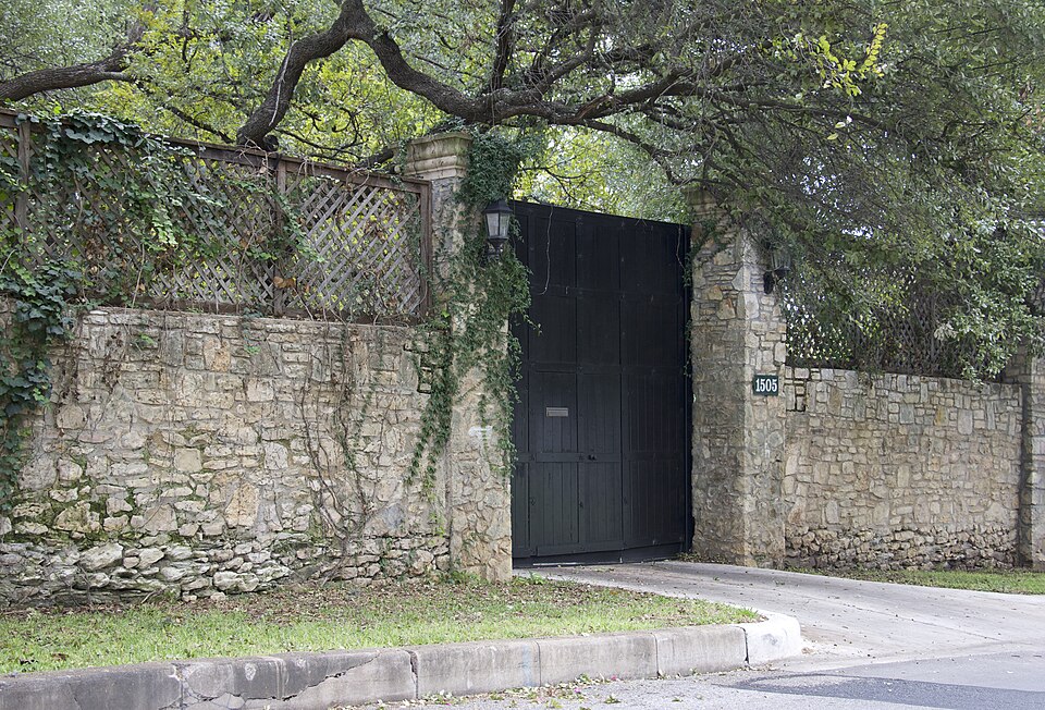 Photograph of Judge Robert Lynn Batts House