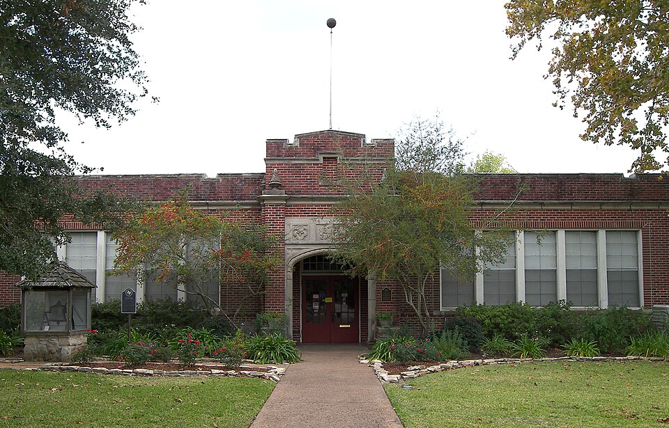 Photograph of Chappell Hill Public School and Chappell Hill Female College Bell