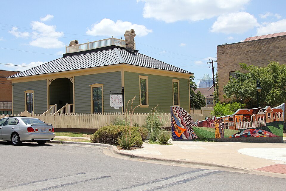 Photograph of Bailetti House