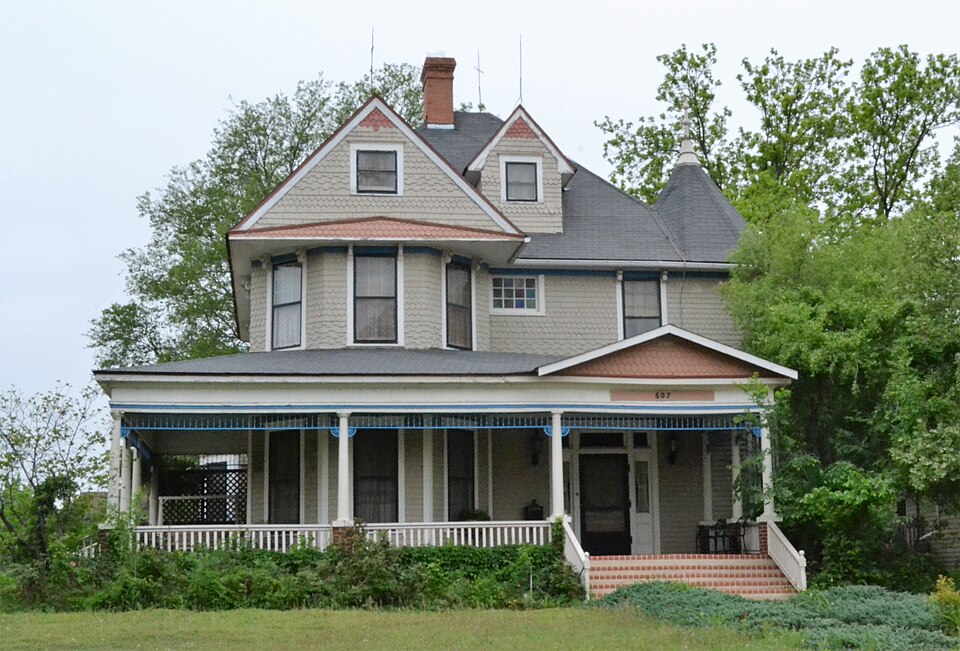Photograph of Martin-Lowe House