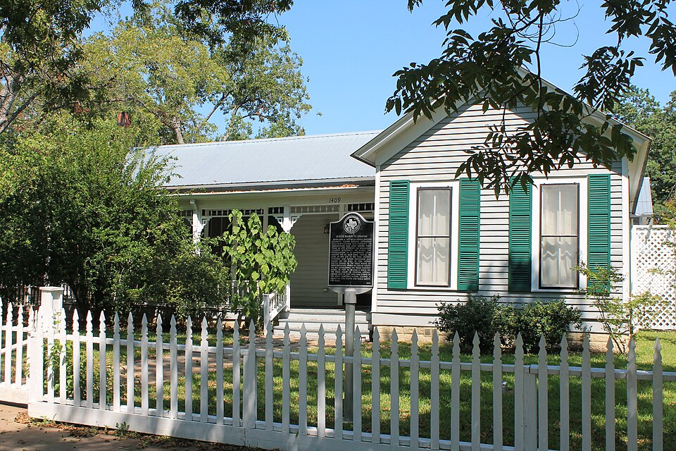 Photograph of Hawnen, A. W., House