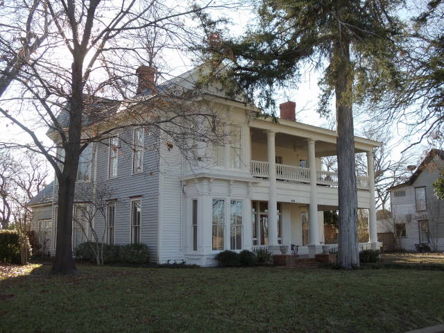 Photograph of House at 418 North College