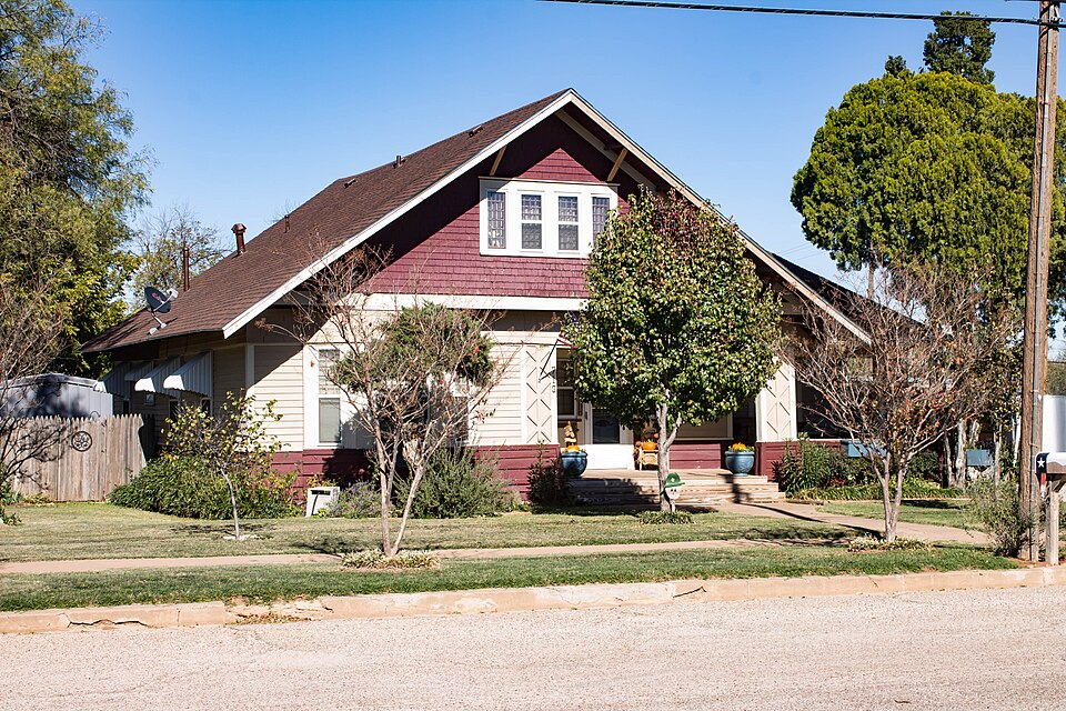 Photograph of House at 719 East Reynolds