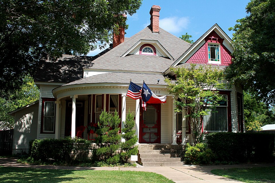 Photograph of House at 523 Highland