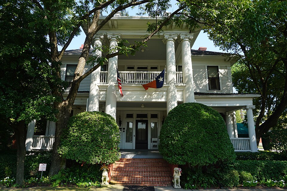 Photograph of Edmund Rafael House