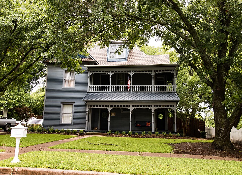 Photograph of E.M. Hines House