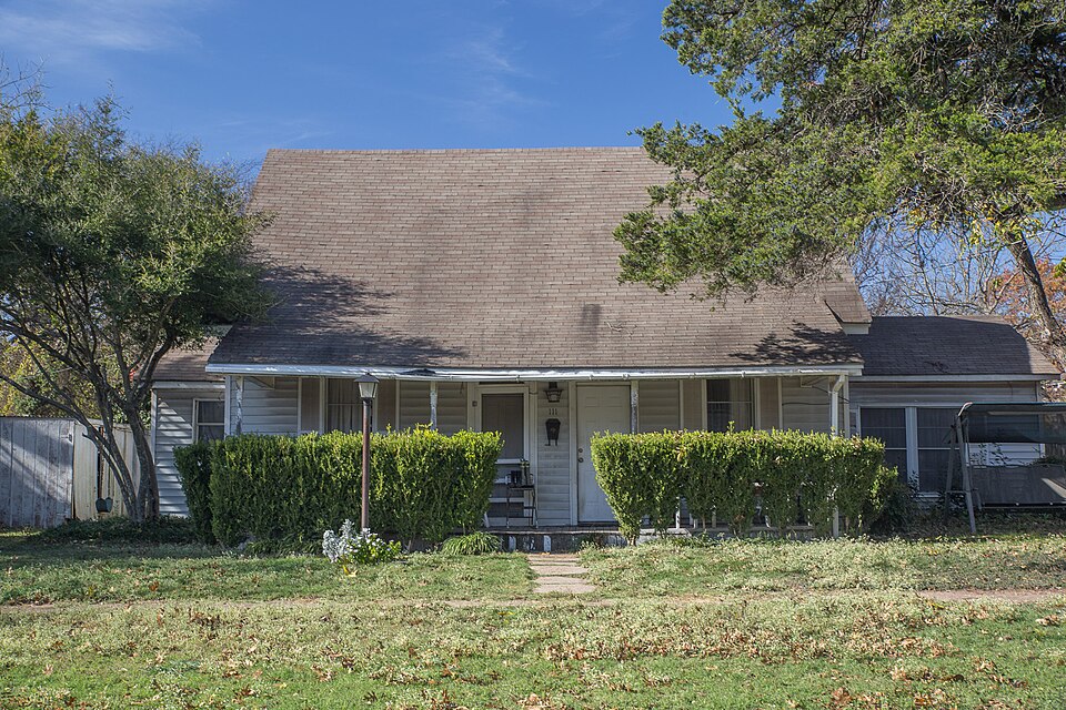 Photograph of House at 111 Williams