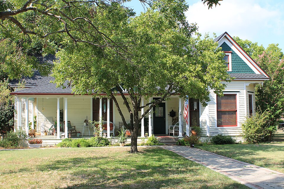 Photograph of House at 1423 Sycamore