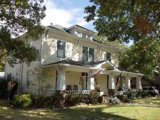 Photograph of Oldham, Mary and Frank, House
