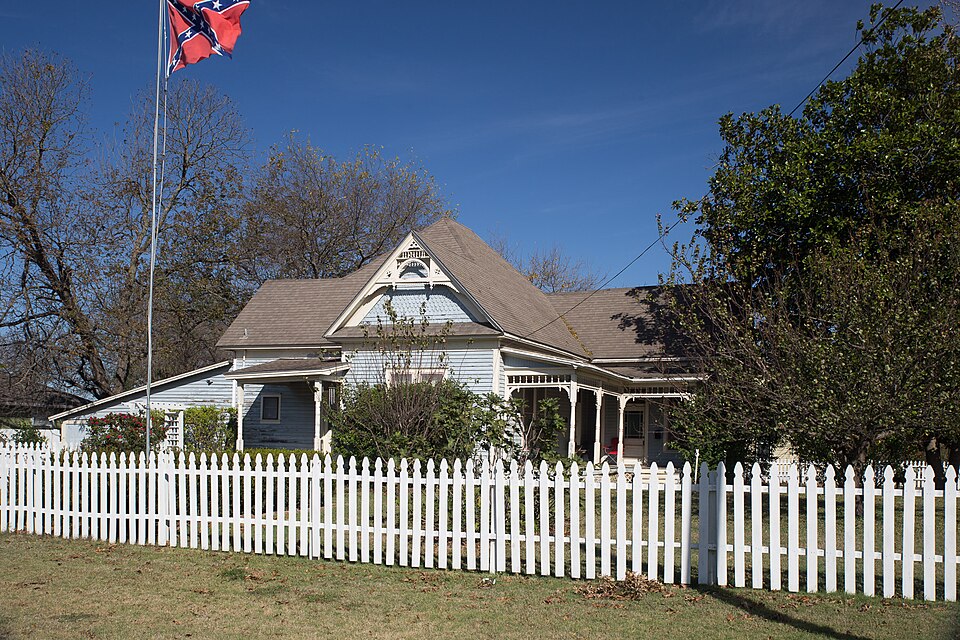 Photograph of House at 1301 East Marvin