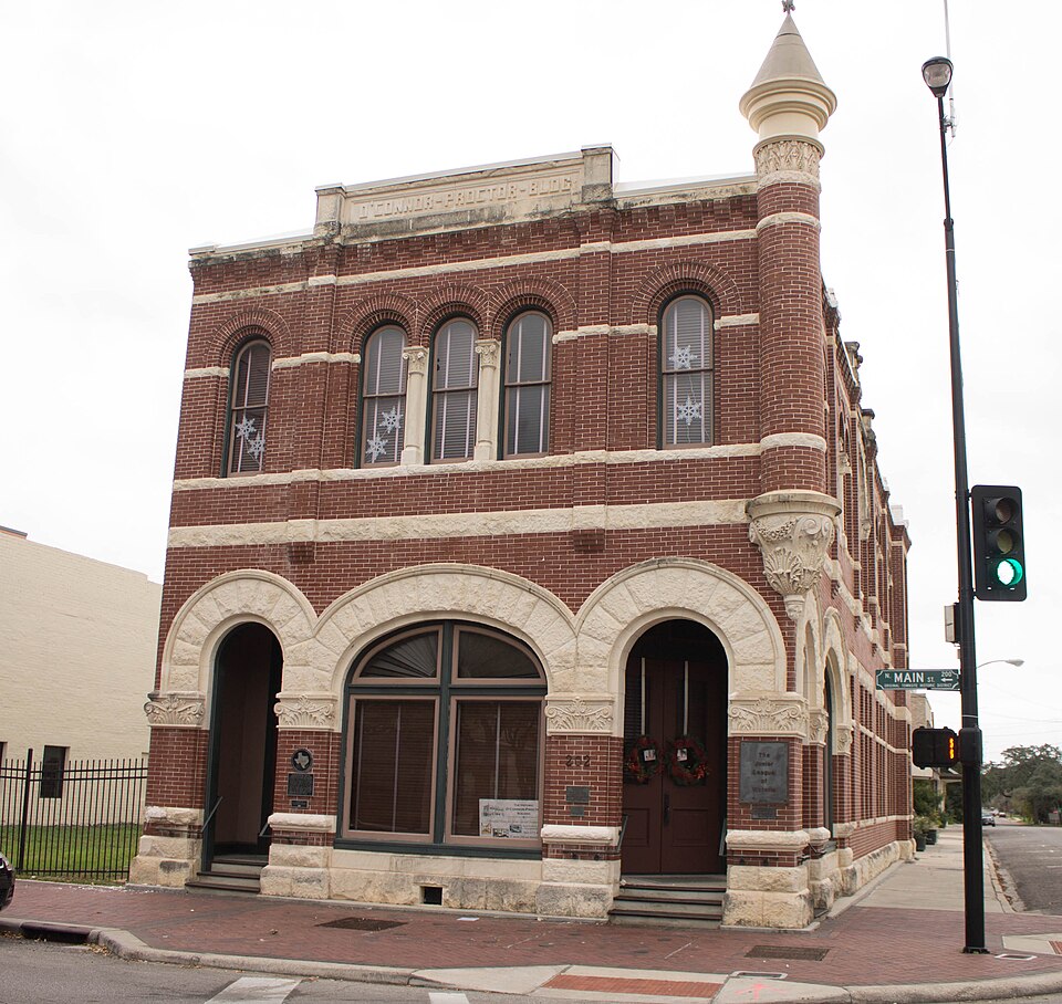 Photograph of O'Connor-Proctor Building