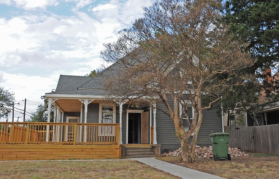 Photograph of English-Poindexter House