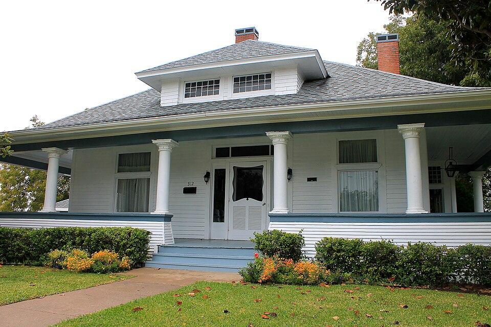 Photograph of Johnson, Thomas, House