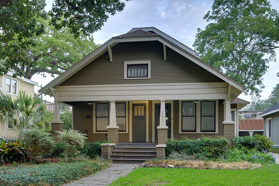 Photograph of House at 1217 Harvard
