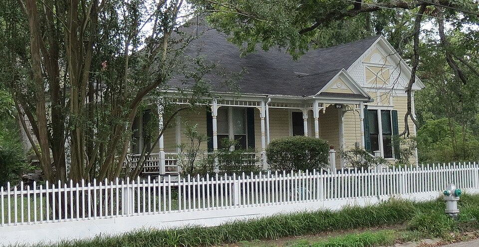 Photograph of Brazelton, Thomas and Bettie, House