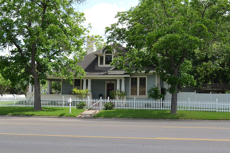 Photograph of Buchel, Floyd, House