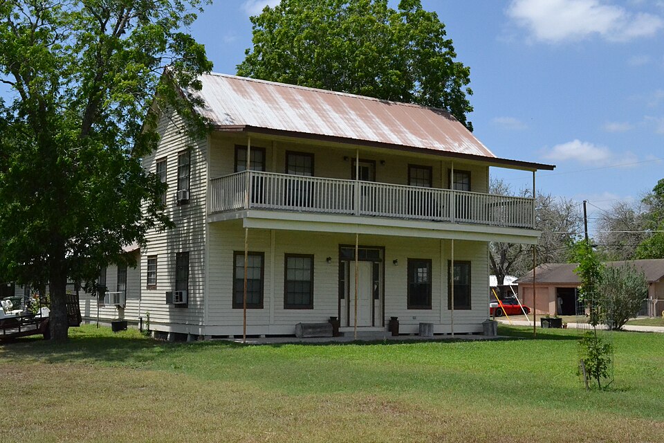 Photograph of House at 1002 Stockdale