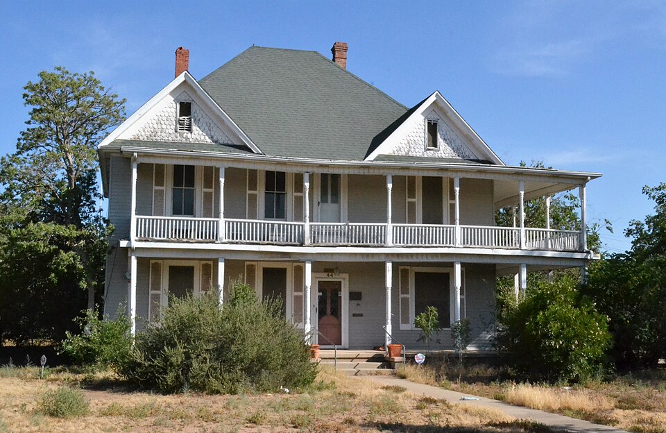 Photograph of Woodward, Dr. M. M., House