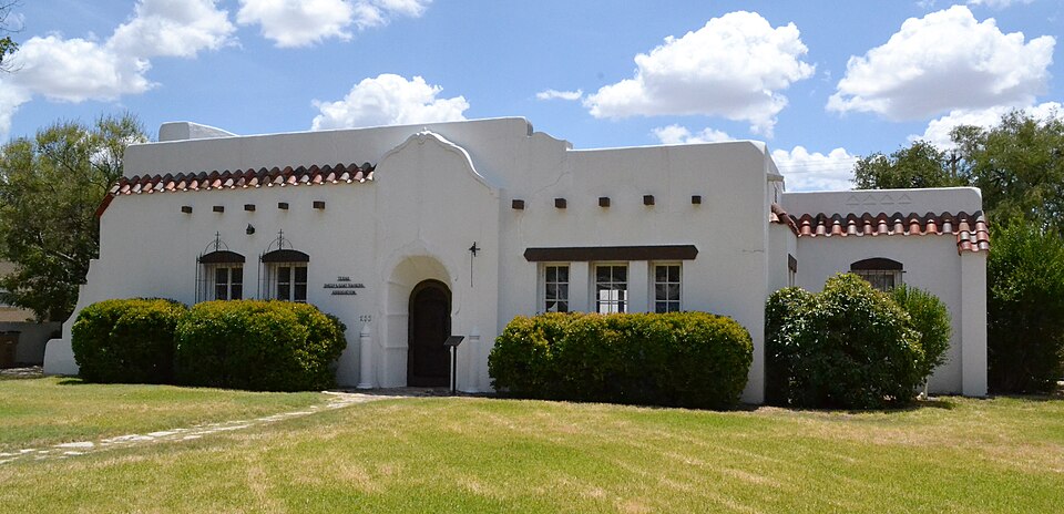 Photograph of Dr. Herbert A. Wardlaw House