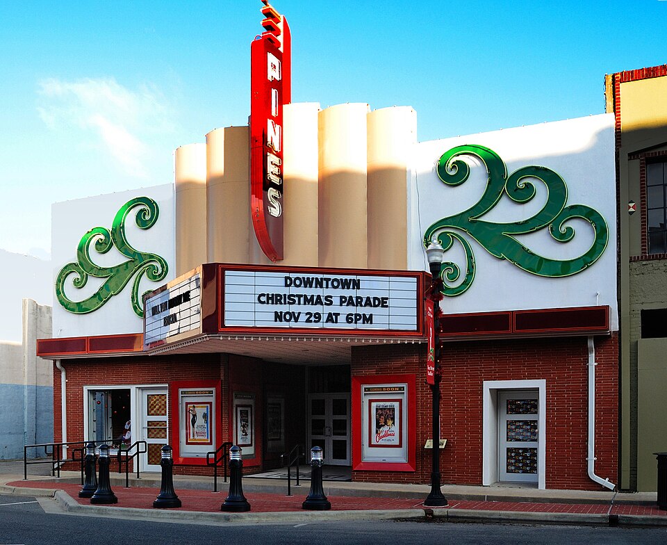 Photograph of Pines Theater