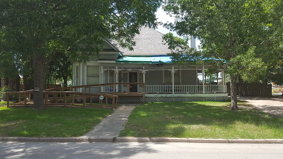 Photograph of Humason-Pinkerton House
