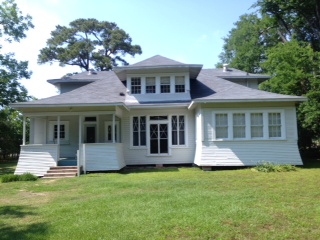 Photograph of Lufkin Land-Long Bell-Buck House