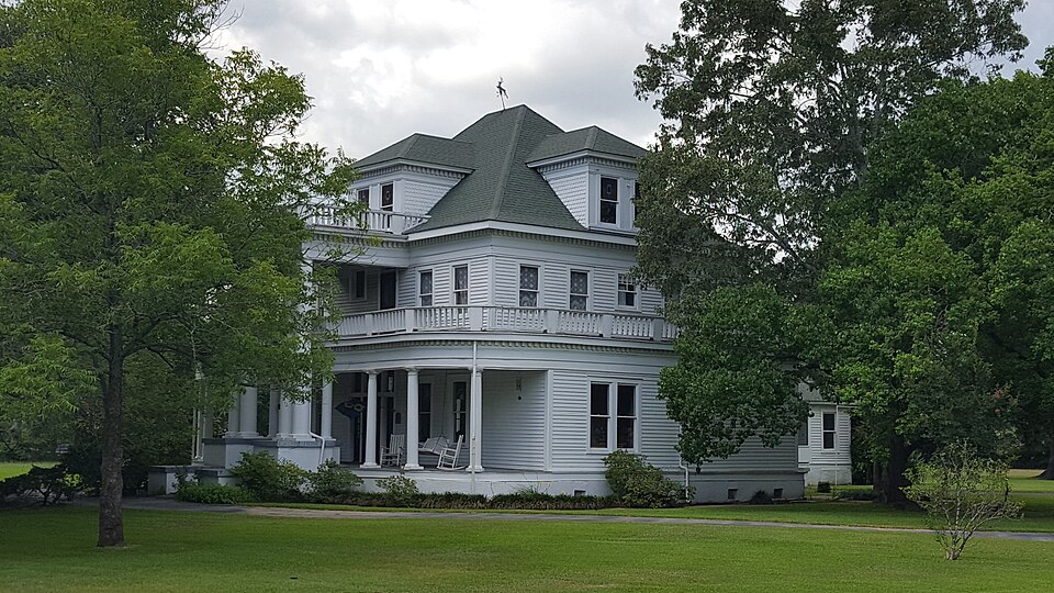 Photograph of J.H. Kurth House