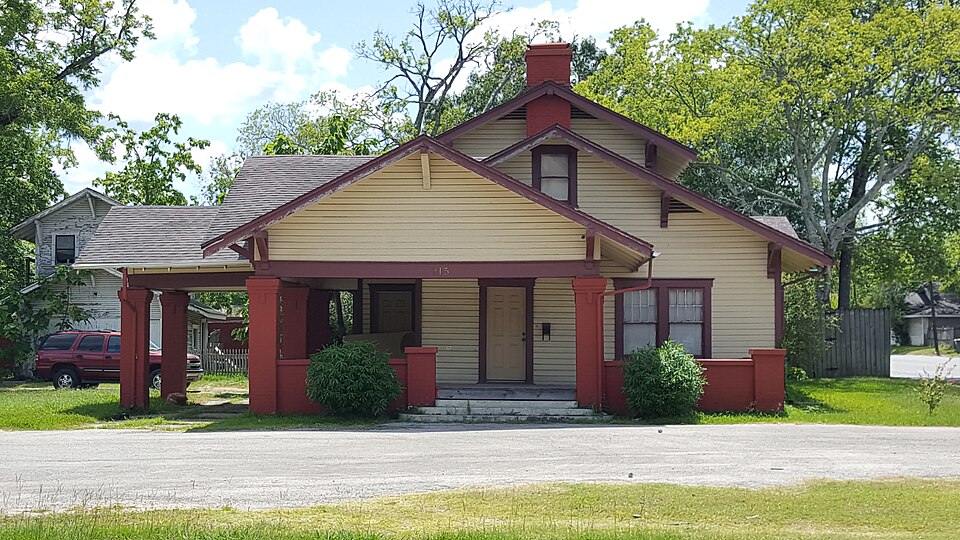 Photograph of Parker-Bradshaw House