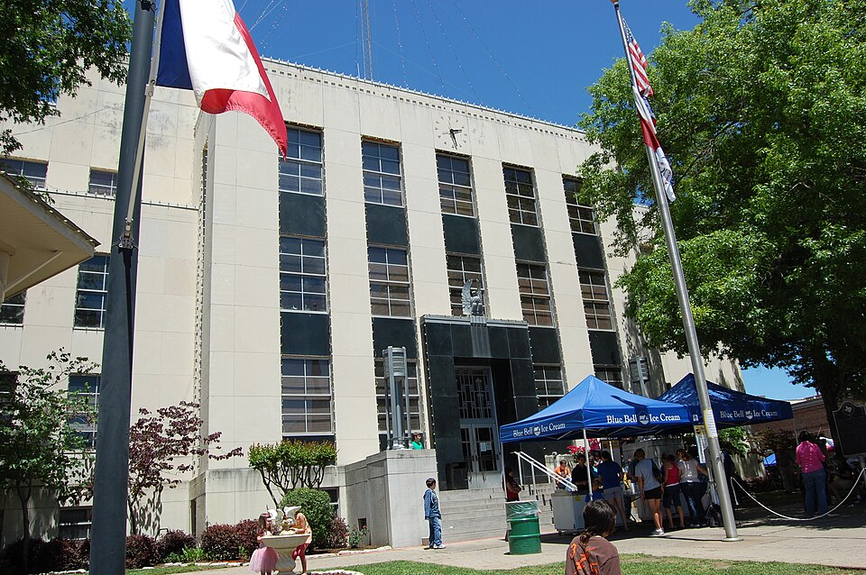 Photograph of Washington County Courthouse