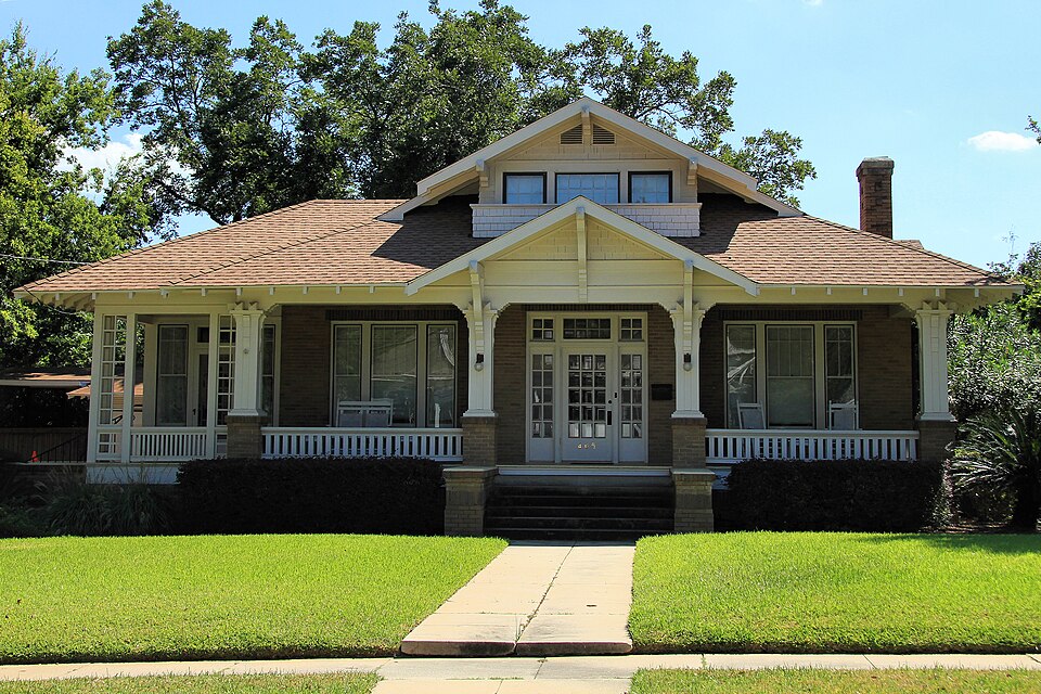 Photograph of Schlenker, Almot, House