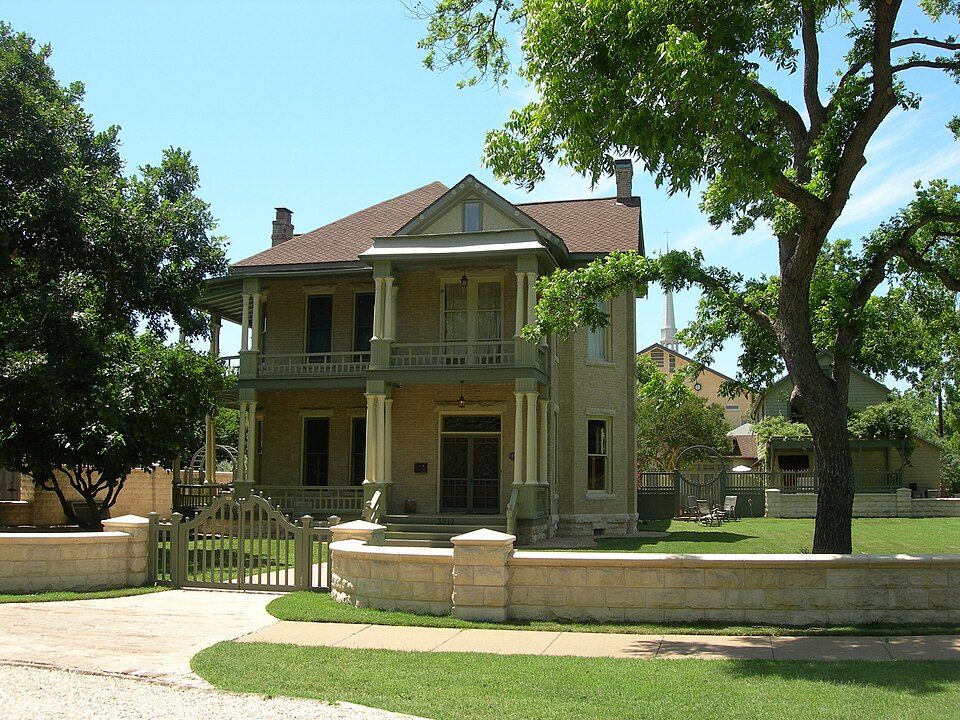 Photograph of Frank M. and Annie G. Covert House