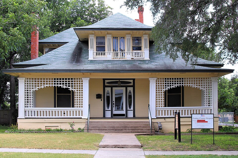 Photograph of Birdwell, T. Hamp and Beulah, House