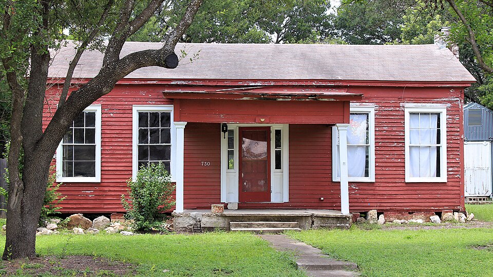 Photograph of House at 730 N. Beal St.