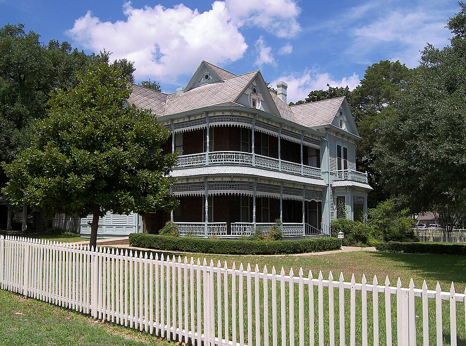 Photograph of Dr. Nathan and Lula Cass House