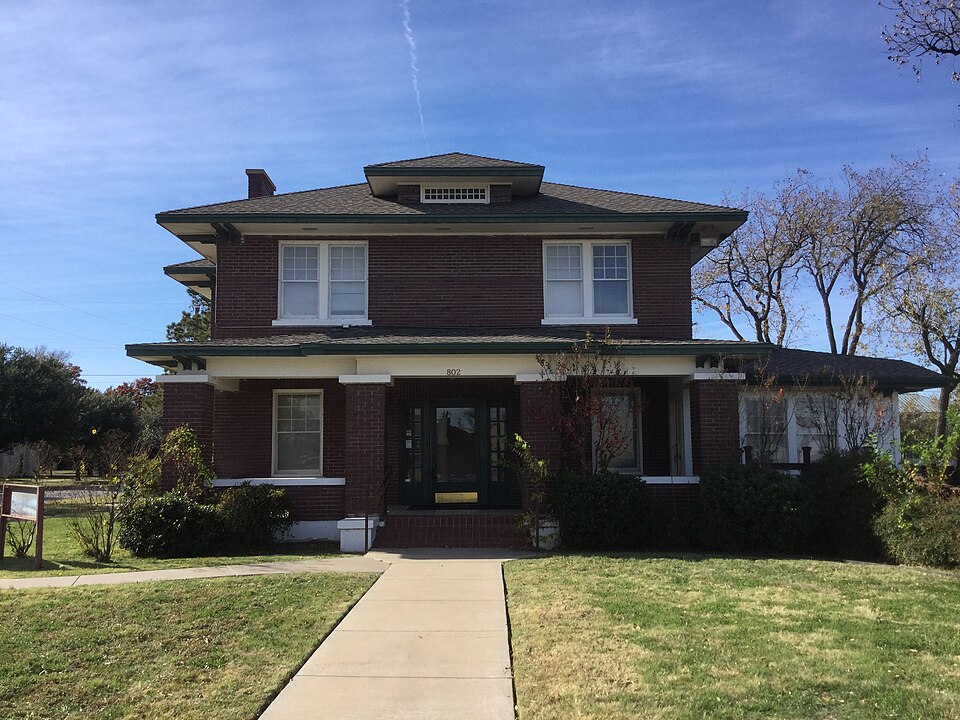 Photograph of Zabloudil-Hendrick House