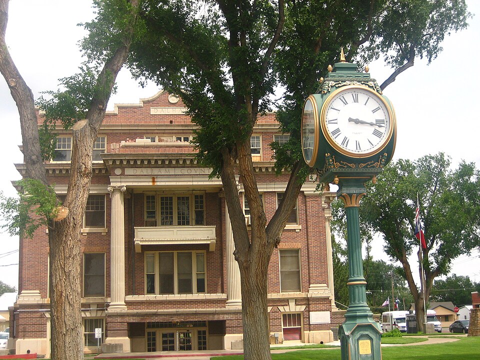 Photograph of Dallam County Courthouse