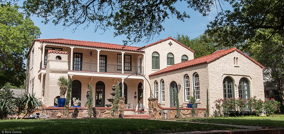 Photograph of Shaw, Thomas and Marjorie, House