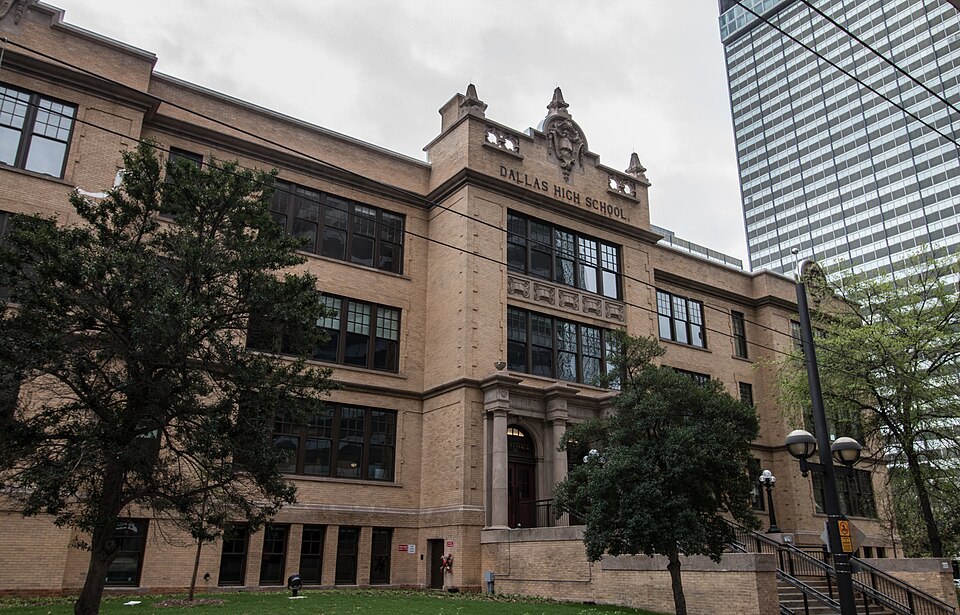 Photograph of Dallas High School Historic District