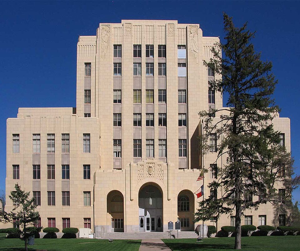 Photograph of Potter County Courthouse