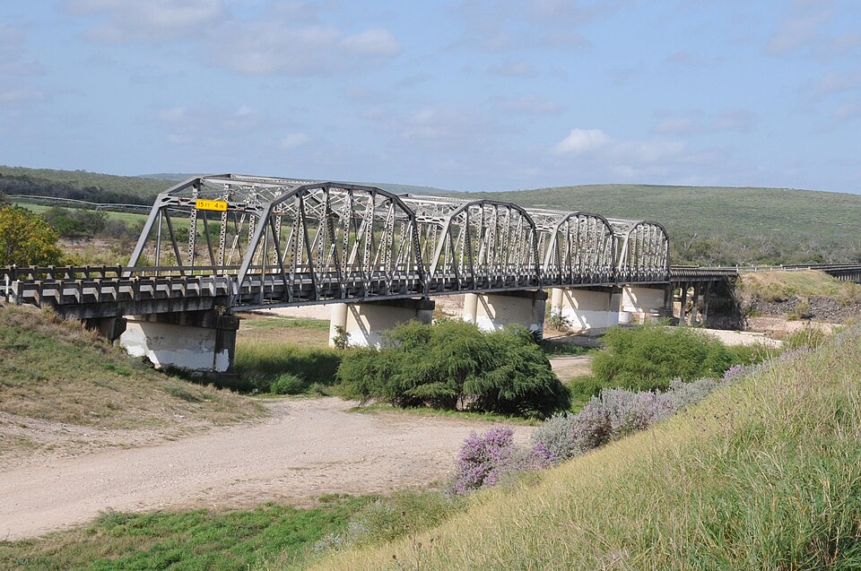 Photograph of State Highway 3 Bridge at the Nueces River