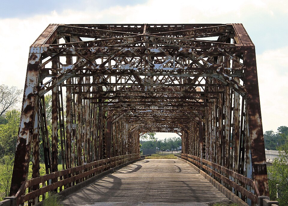 Photograph of State Highway 3 Bridge at the Trinity River