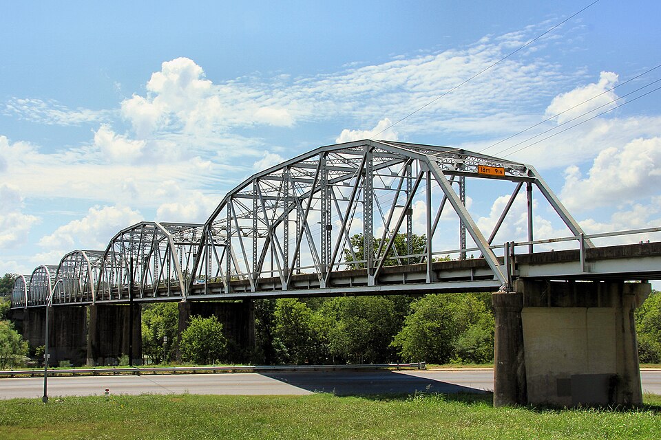 Photograph of Montopolis Bridge