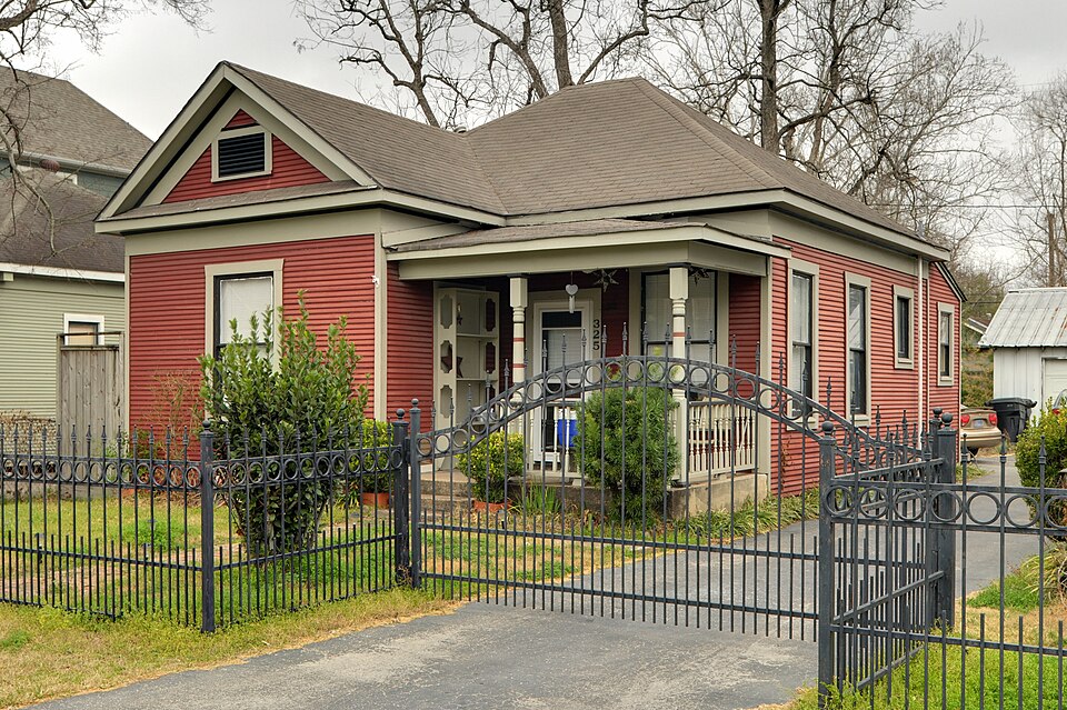 Photograph of Ben C. and Jenetter Cyrus House