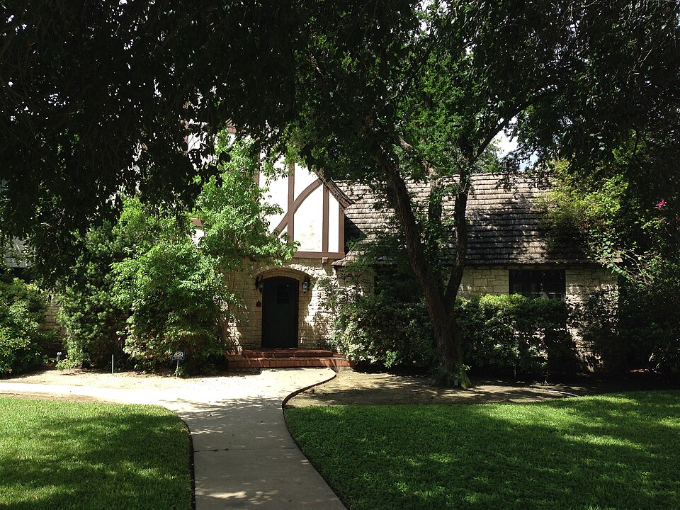 Photograph of San and Marjorie Miller House