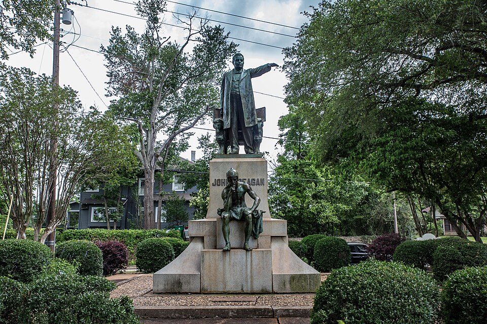 Photograph of John H Reagan Monument