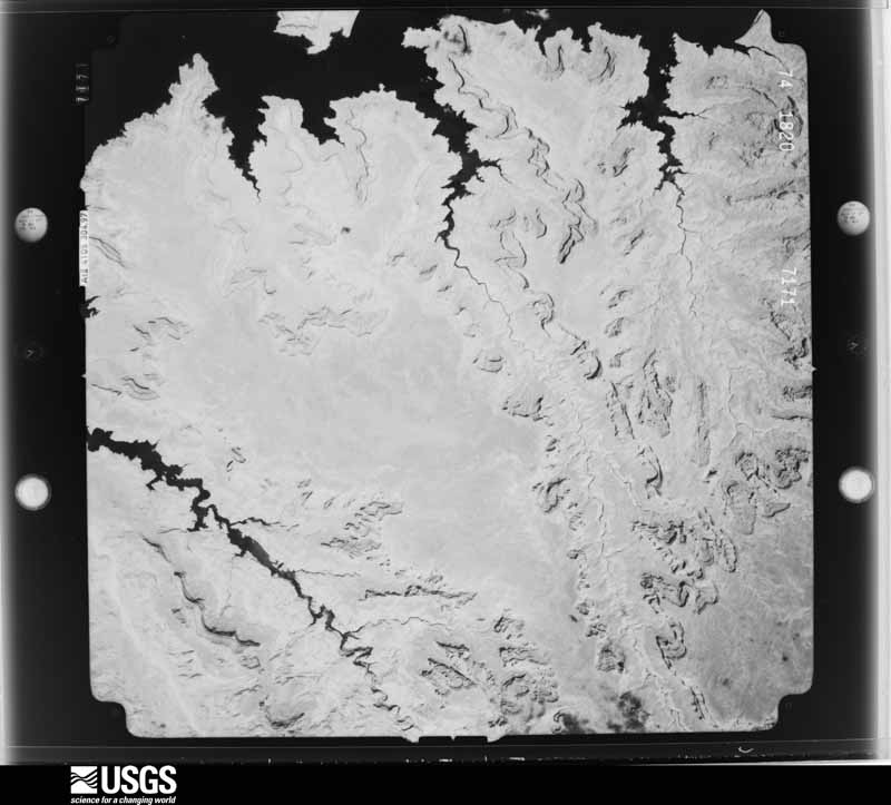 U.S. Geological Survey aerial photograph, 1974-06-20, scale 1:61000